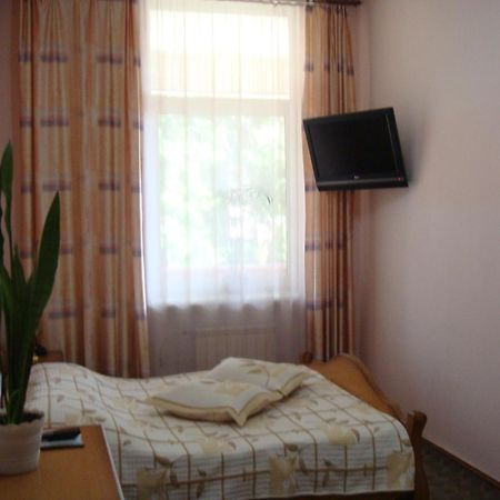 Filvarki-Centre Kam'janec'-Podil's'kyj Esterno foto