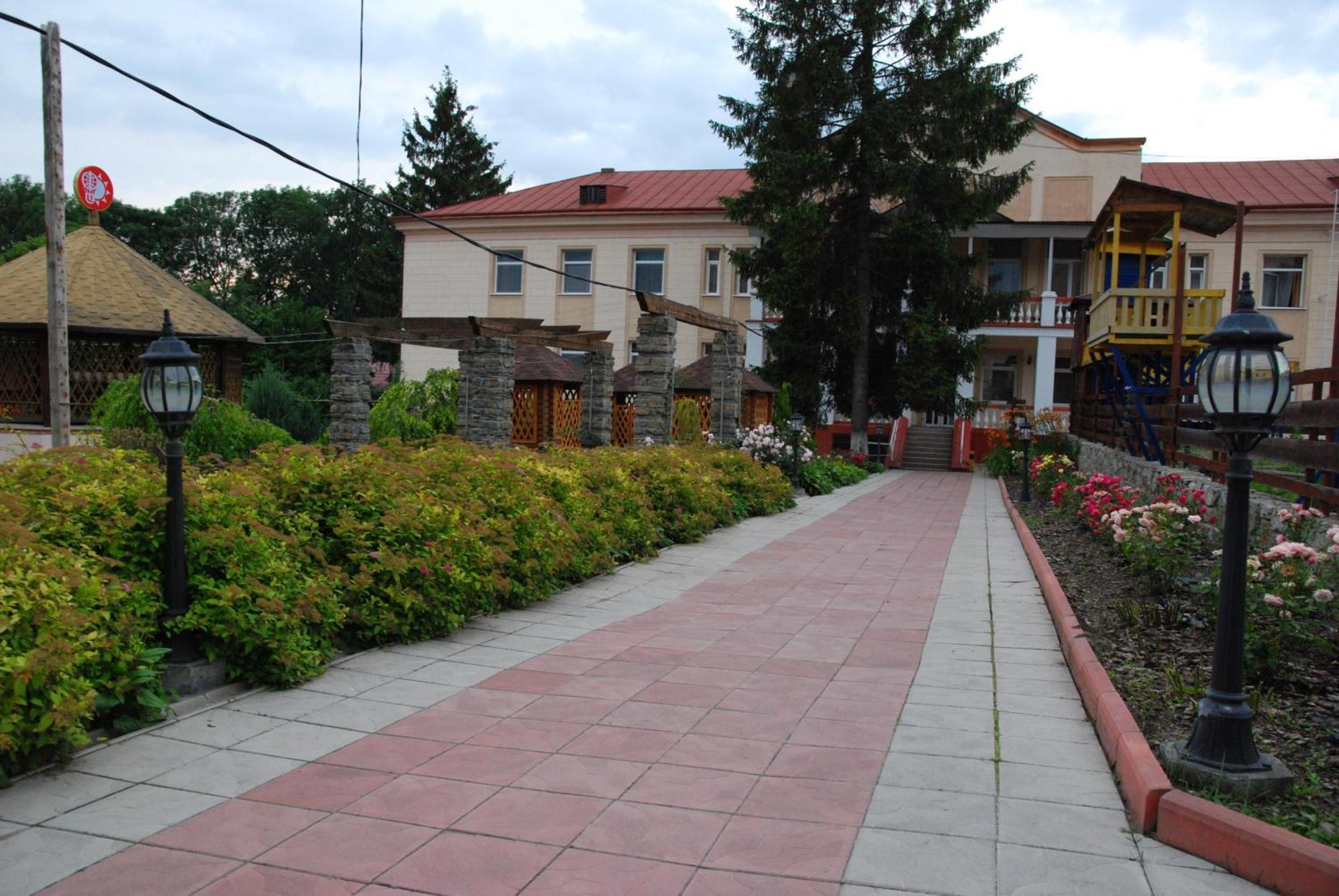 Filvarki-Centre Kam'janec'-Podil's'kyj Esterno foto
